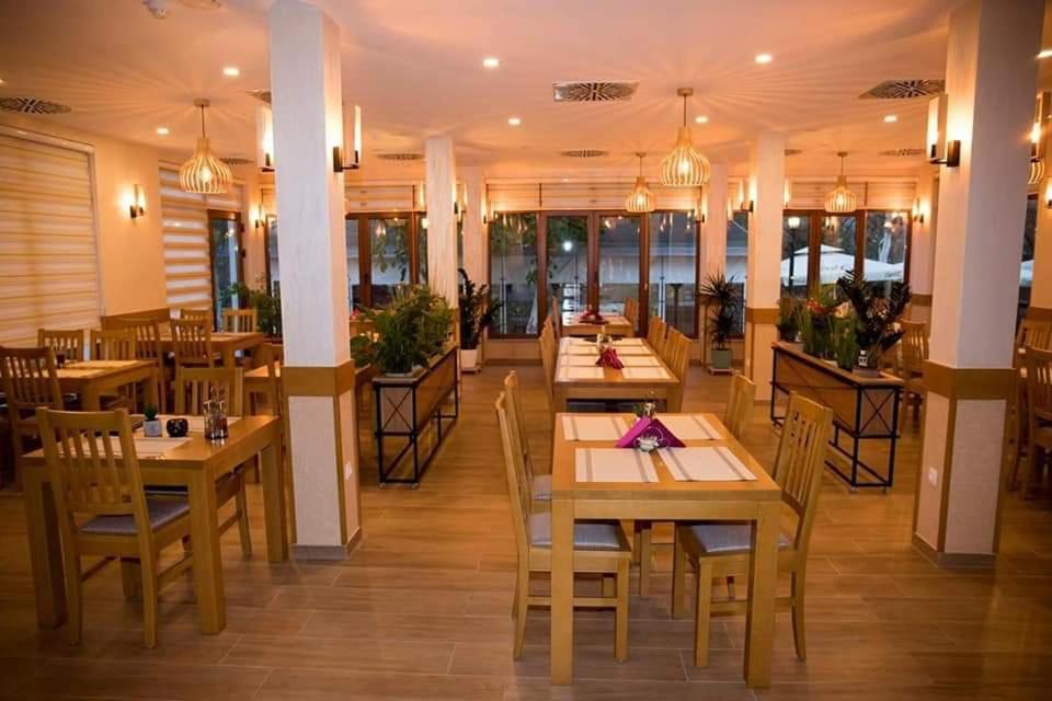 Villa Bunski Biser 블라카예 외부 사진